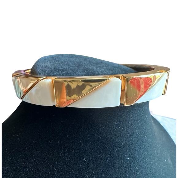 Tory Burch - Connor Stackable Gold and Ivory Geometric Bangle Bracelet - Picture 7 of 10